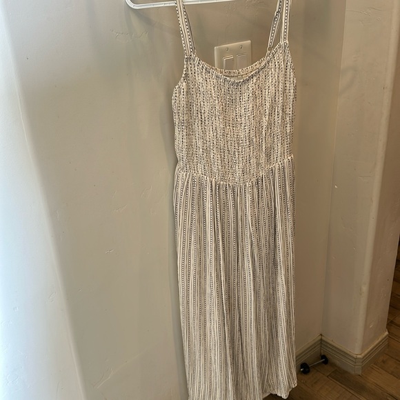 Old Navy Dresses & Skirts - Old Navy dress